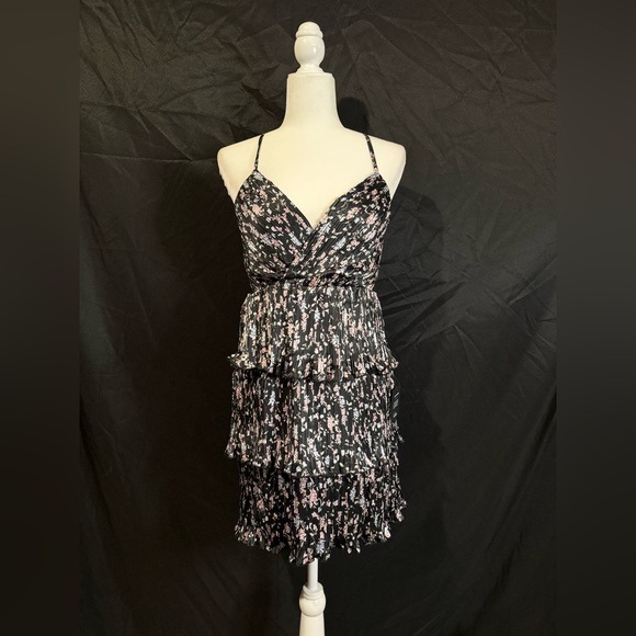 Lulus Quaint Cutie, size Small, Black Floral Pleated Tiered Mini Dress - Picture 6 of 8